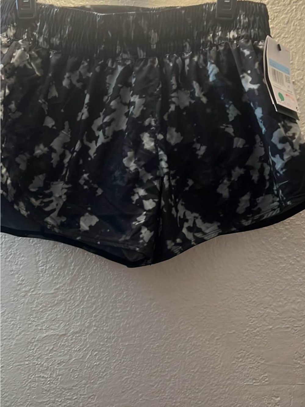 Women’s Black & Gray Tie-Dye Nike Dri-Fit Shorts size M